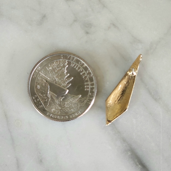 Vintage Gold Tone + Mauve Enamel Stud Earrings - Picture 3 of 5